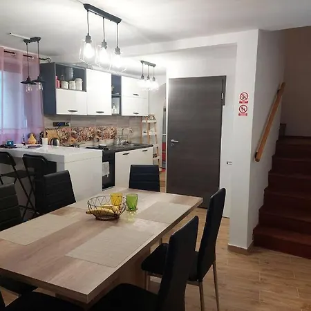 Atraktivna Kuca Sa Saunom I Grijanim Jacuzzijem Holiday home Cres